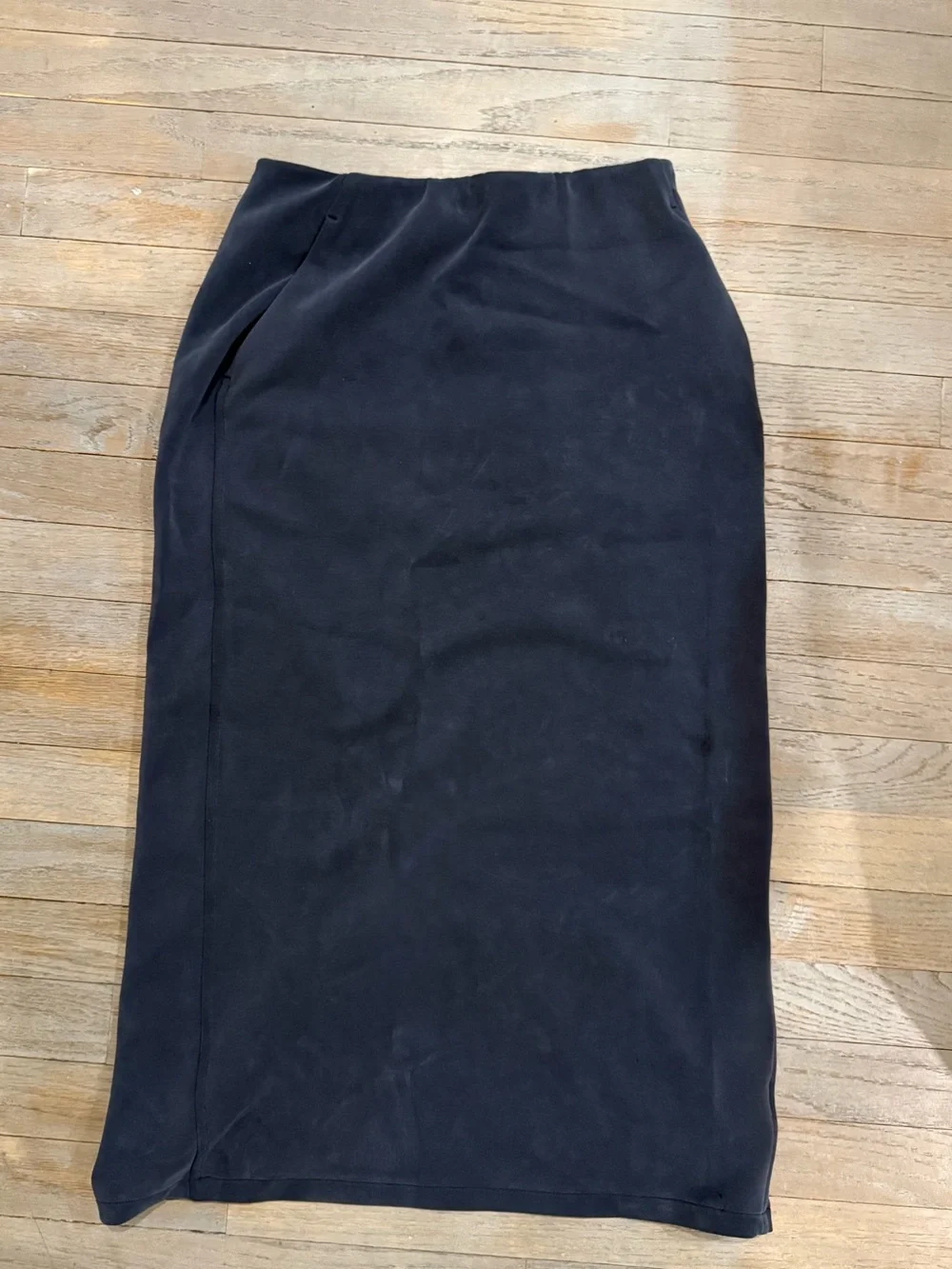 lululemon athletica Black Pencil Skirt - Sleek Midi Fit